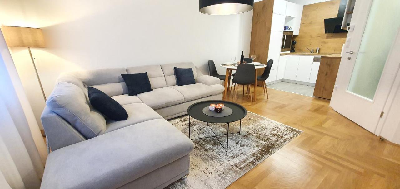 Atina Apartamento Saraievo Exterior foto